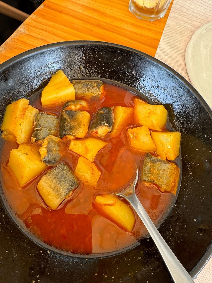 All i pebre de anguila plato tipico gandia