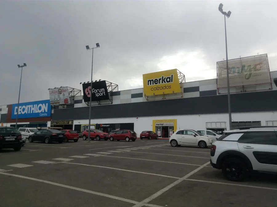 Parque Comercial Myo Gandía